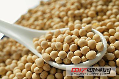 商品走势分化 黄豆与热卷涨逾2%